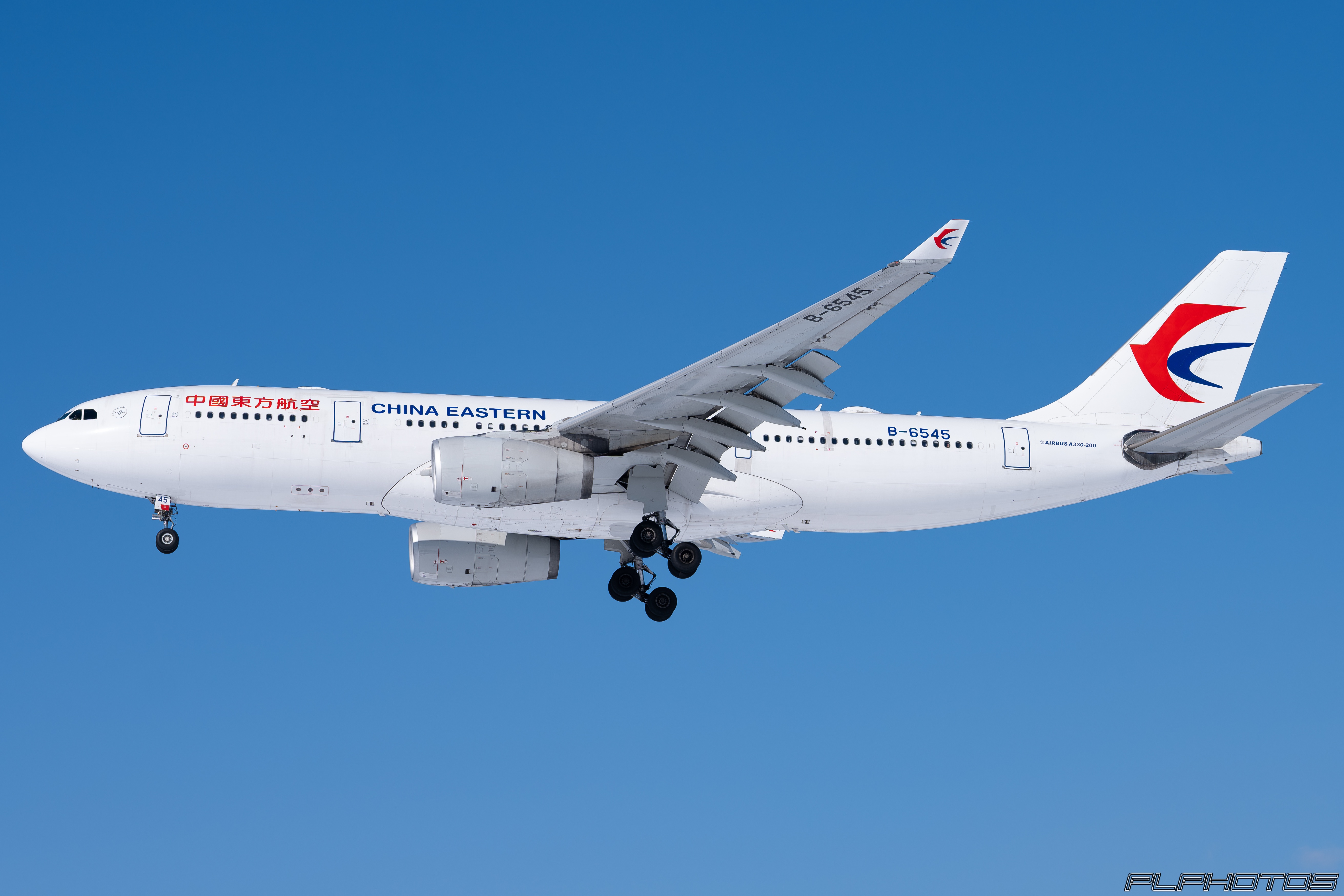 中国东方航空A330-200